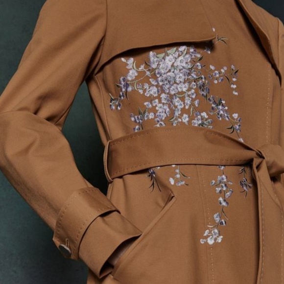 🚫SOLD🚫NWT TED BAKER EMBROIDERED TRENCH COAT - Picture 6 of 8